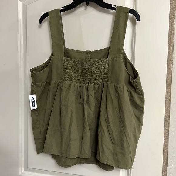 NWT XL Olive Green Old Navy Button-Up Tank Top💚 - Picture 3 of 7